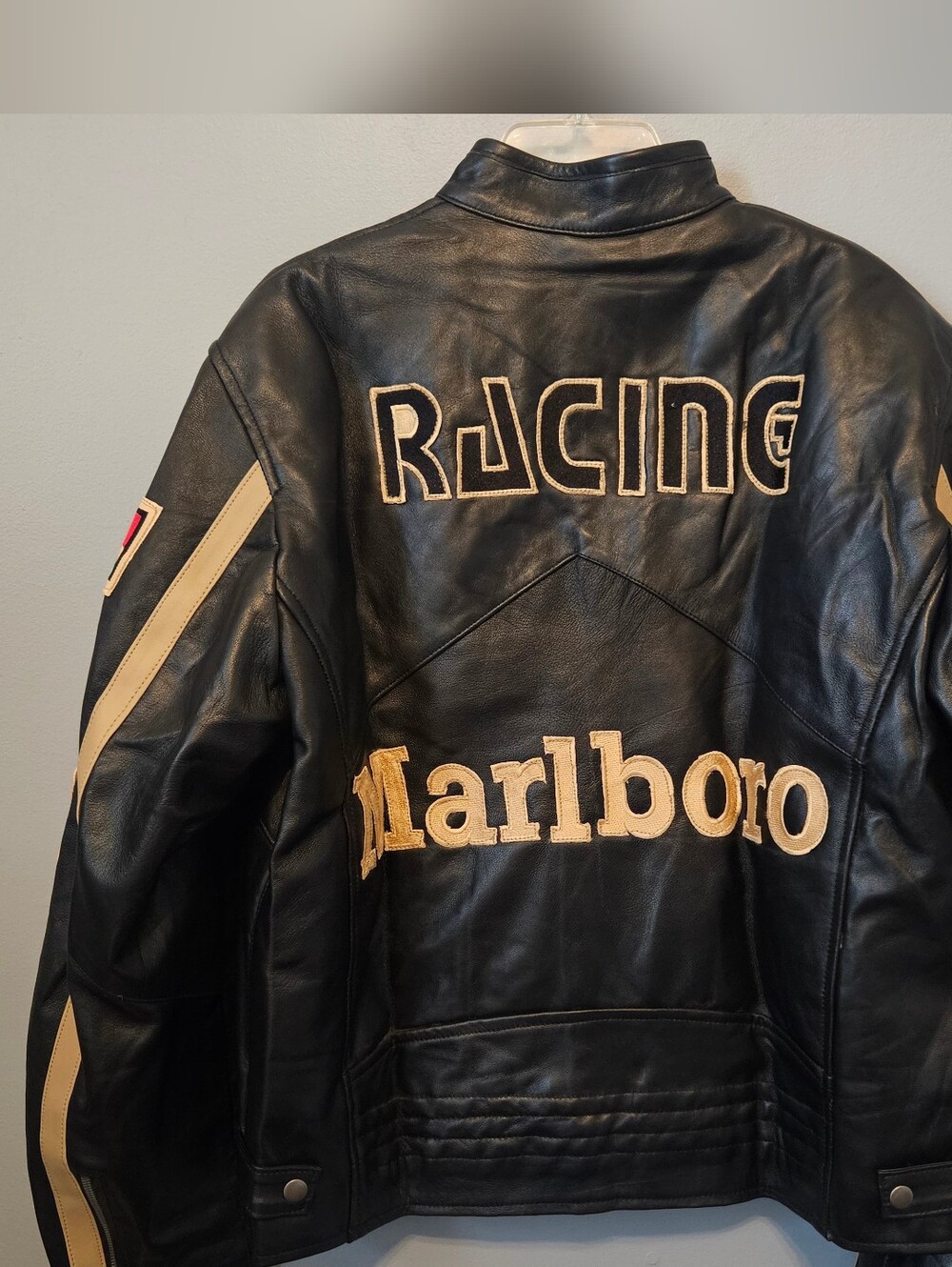 Vintage Marlboro Black Leather Racing Jacket Size L Large Embellished W Patches - Picture 2 of 16